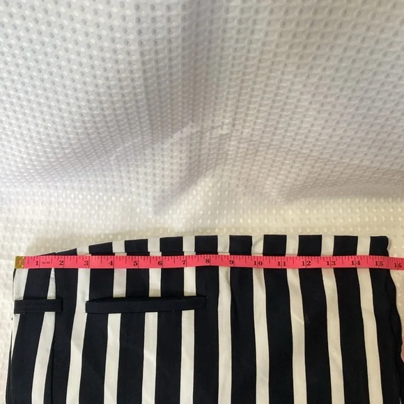 Anne Klein Navy and White Striped Women Shorts - Picture 7 of 9